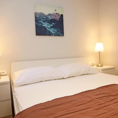 Apartment Volat Шибеник Екстер'єр фото
