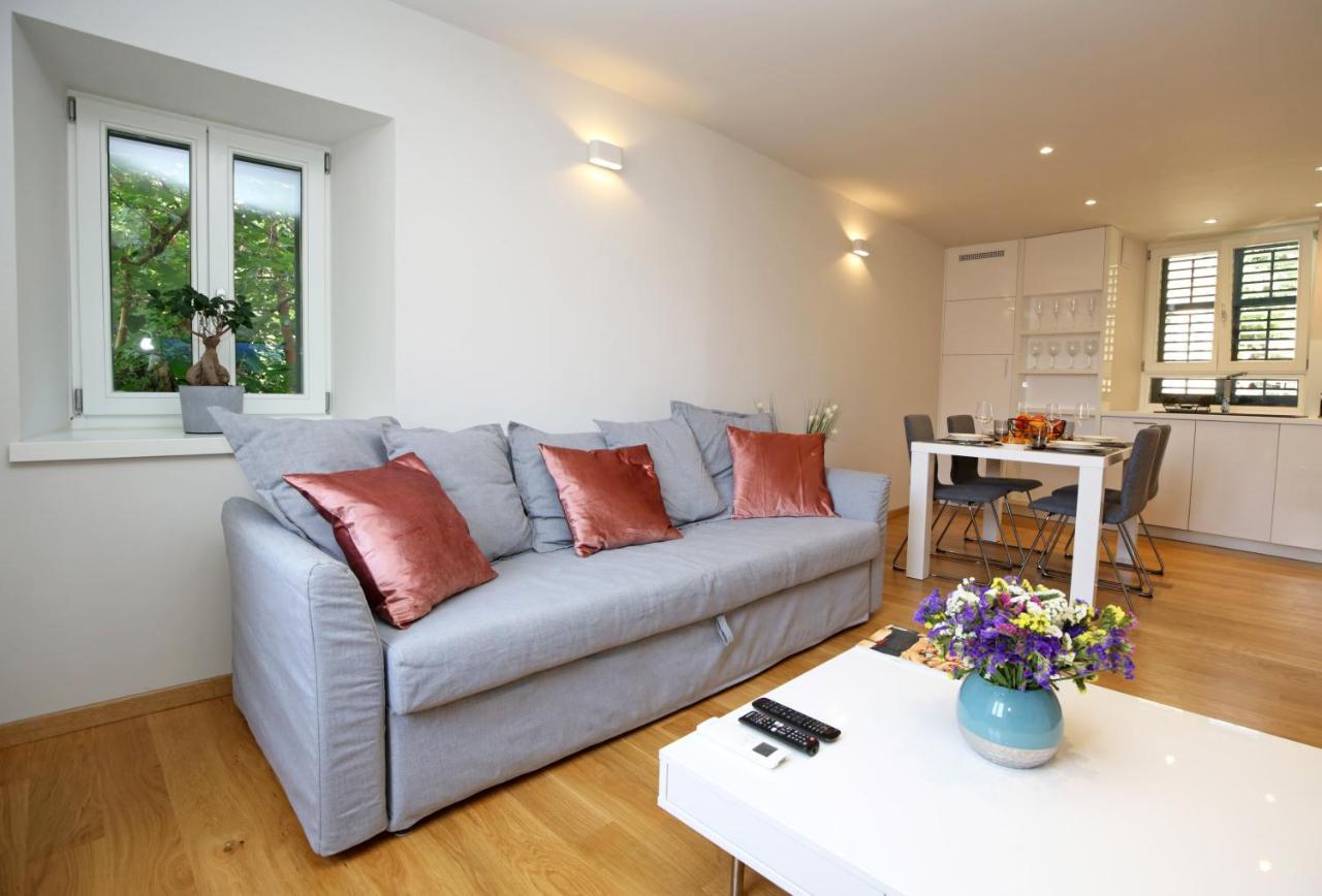 Apartment Volat Шибеник Екстер'єр фото
