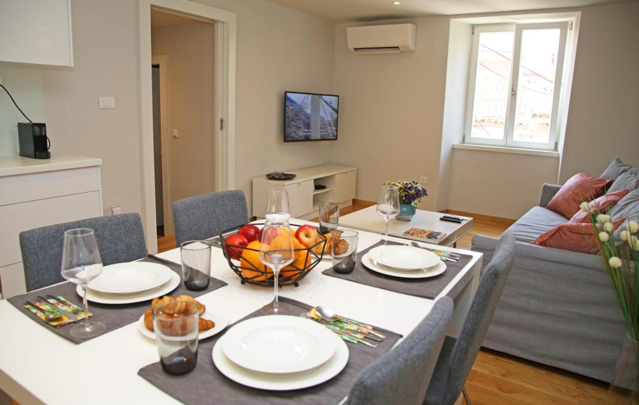 Apartment Volat Шибеник Екстер'єр фото